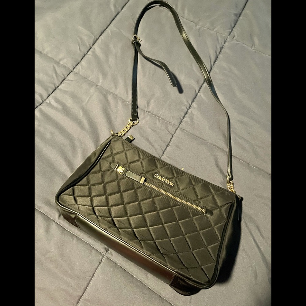 NWOT Calvin Klein Crossbody bag